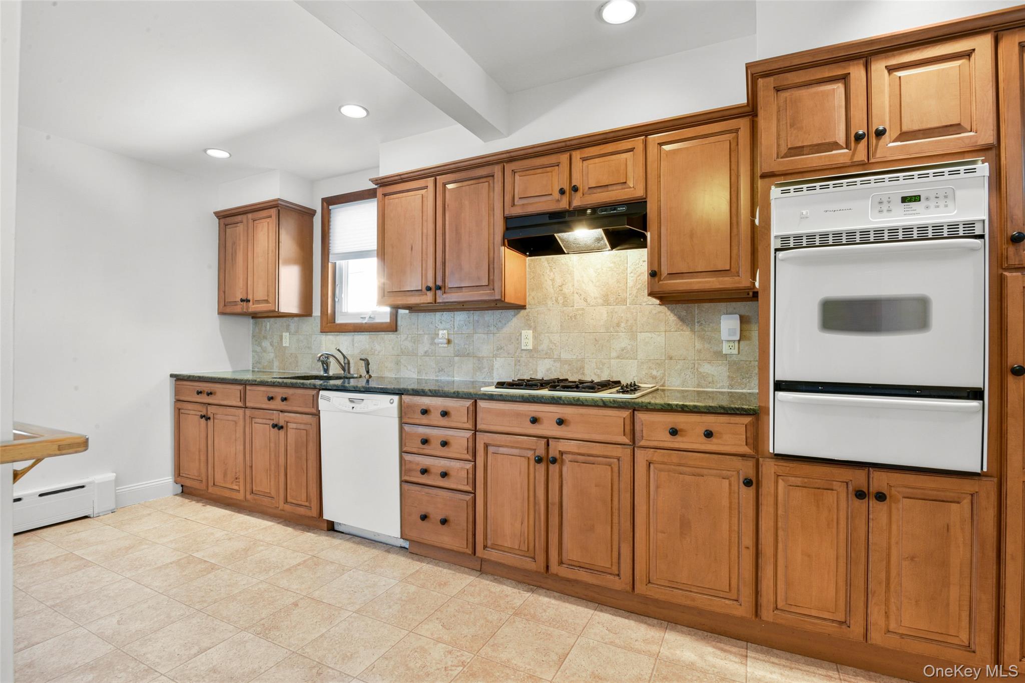 #7 photo, 60 Holland Street, Harrison , NY 10528