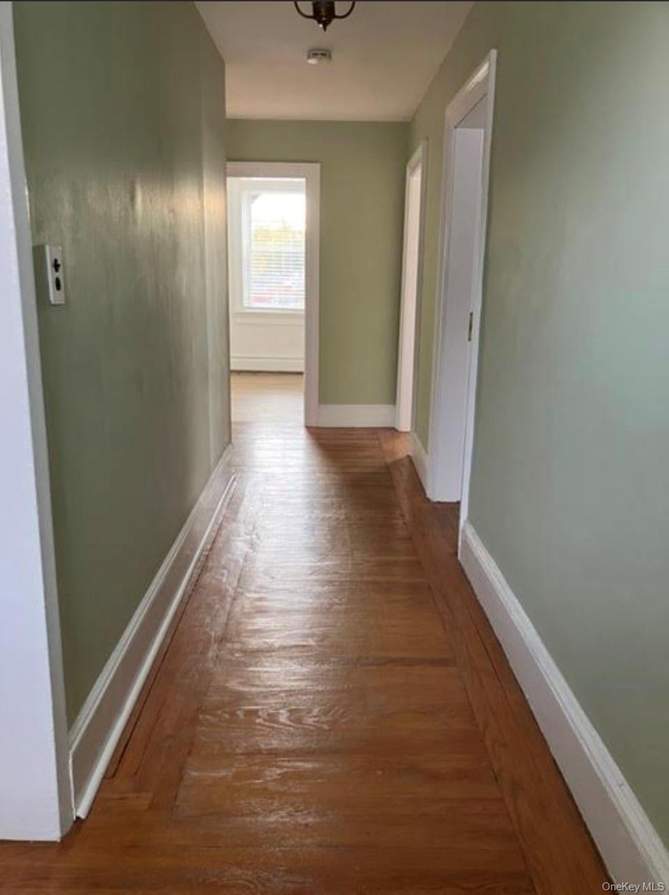 #7 photo, 5 Wood Court, Tarrytown , NY 10591