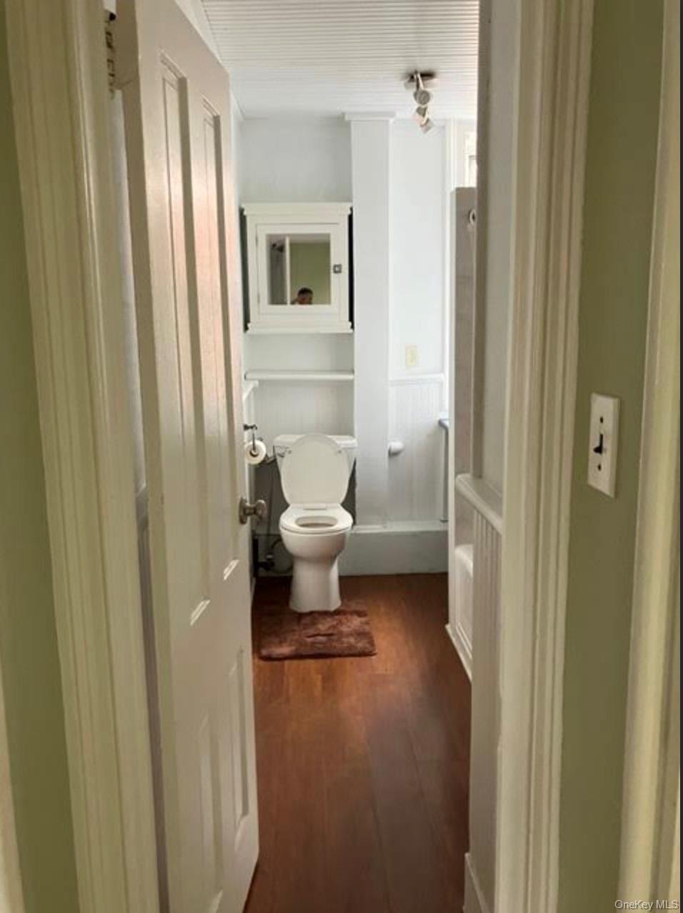 #9 photo, 5 Wood Court, Tarrytown , NY 10591