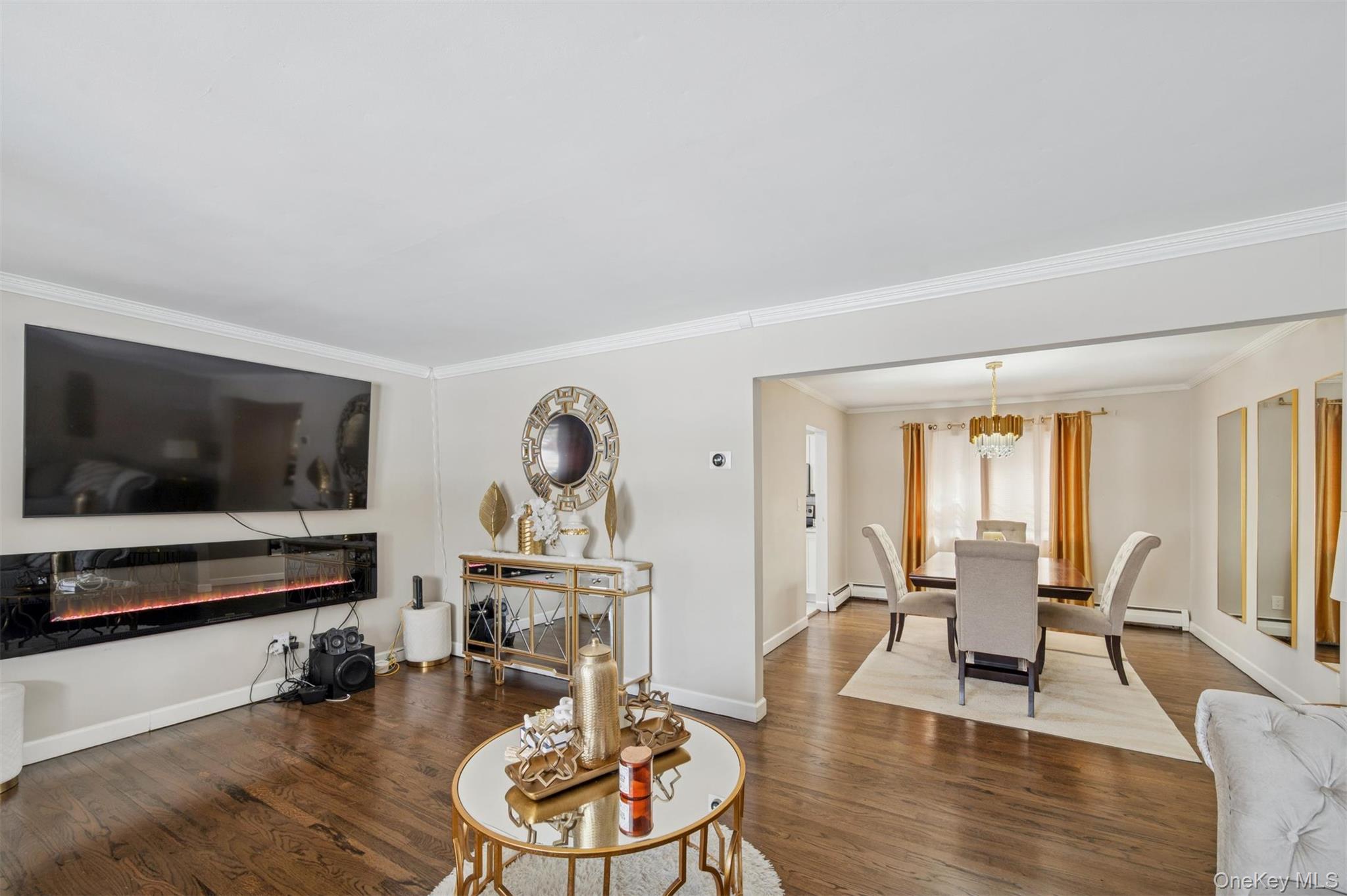 #12 photo, 35 Saint Johns Place, West Babylon , NY 11704