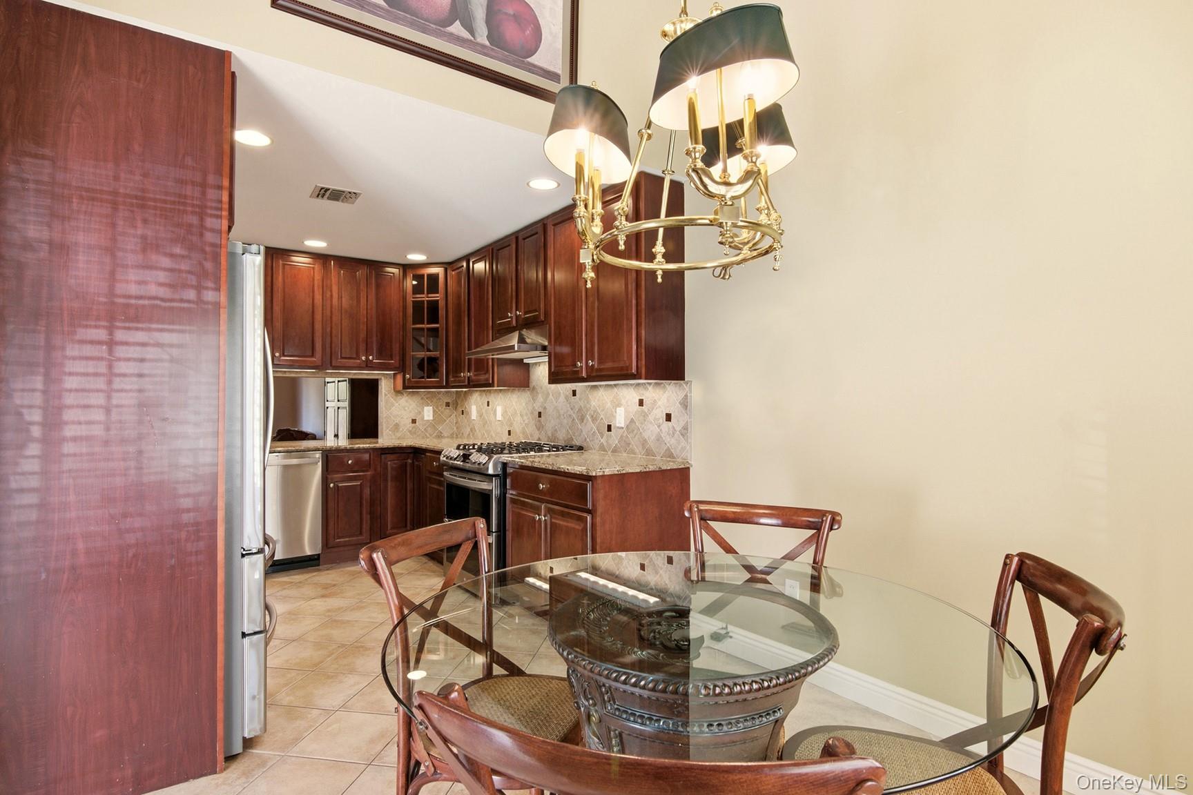 #10 photo, 67 Paddington Circle, 롱 아일랜드 Smithtown , NY 11787