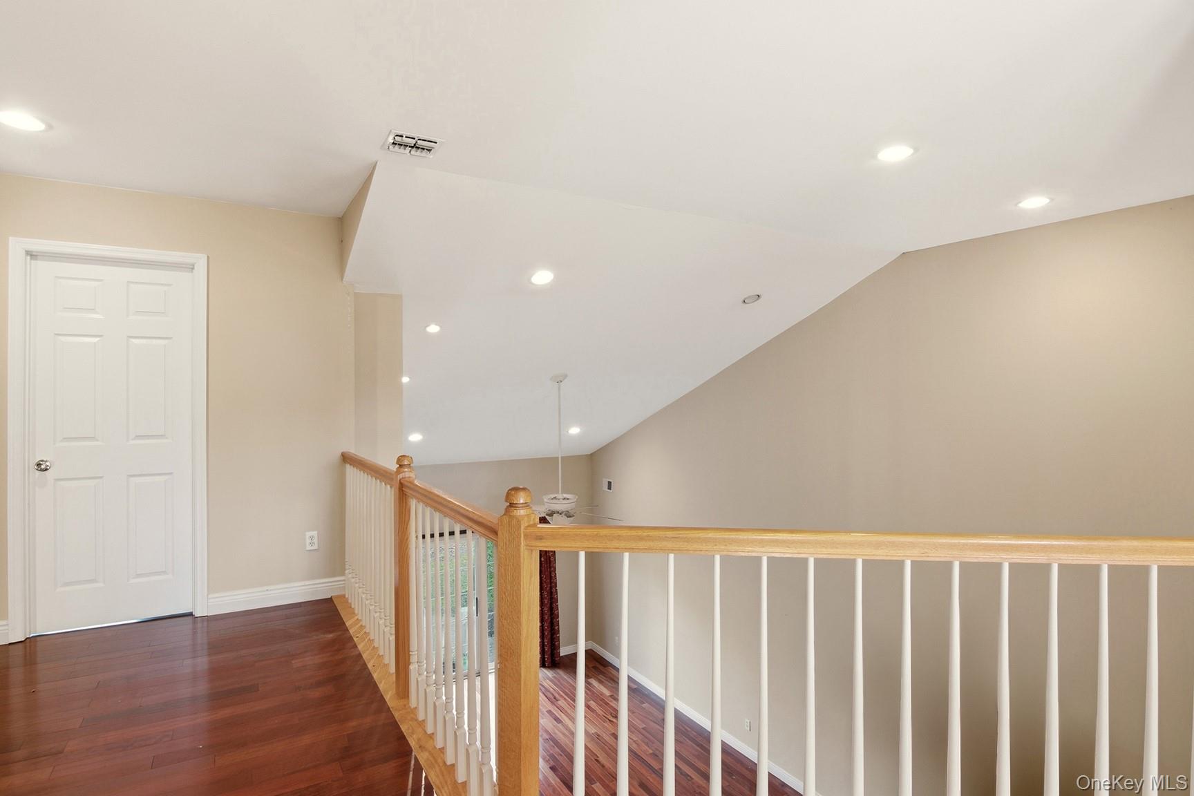 #20 photo, 67 Paddington Circle, 롱 아일랜드 Smithtown , NY 11787