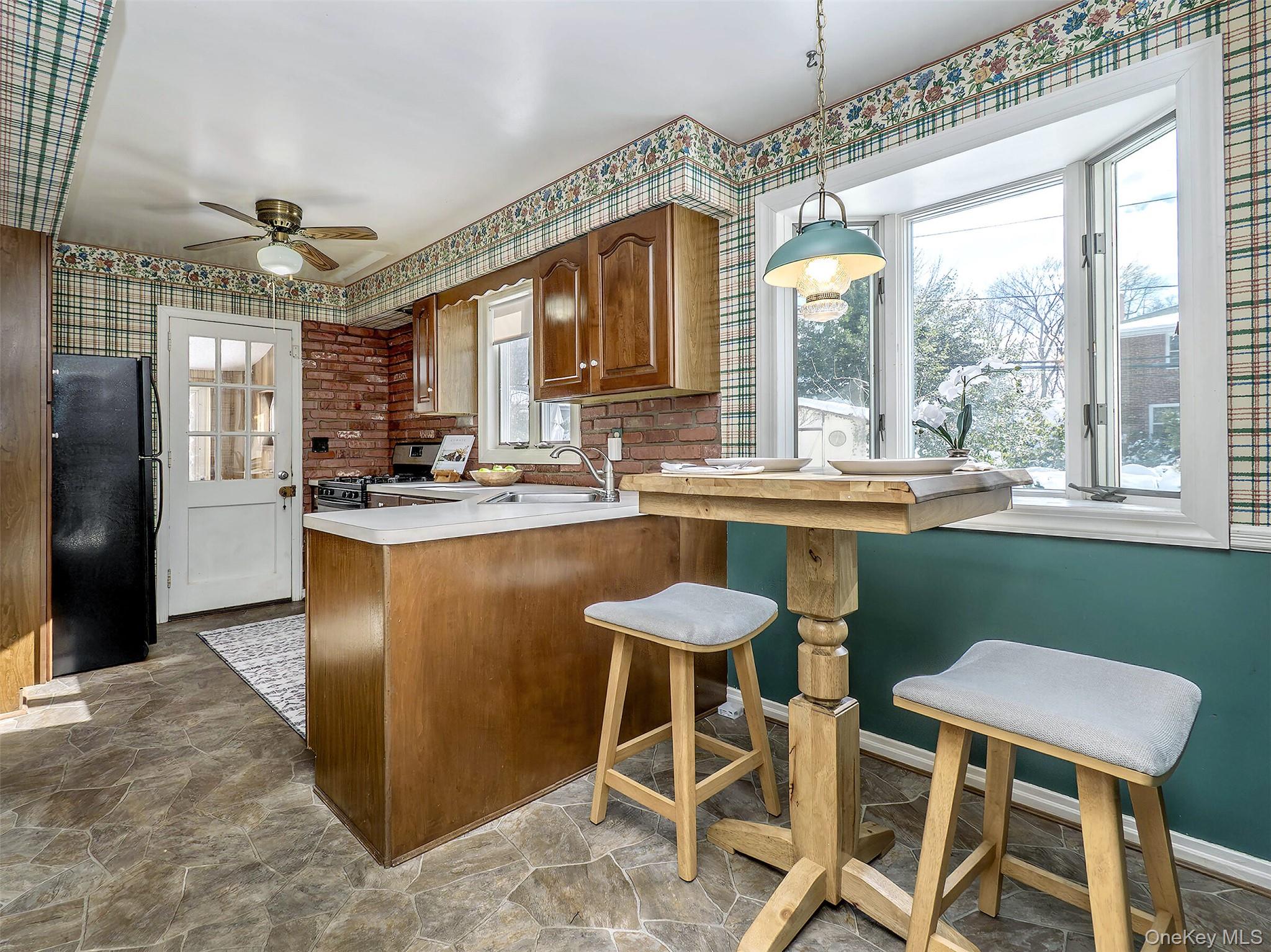 #10 photo, 24 Orchard Farm Road, Port Washington , NY 11050