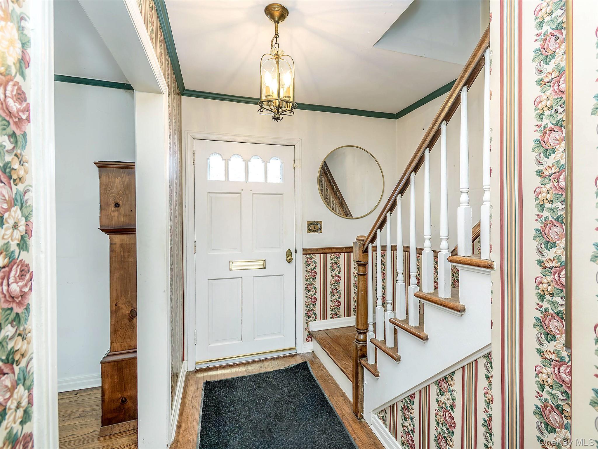 #8 photo, 24 Orchard Farm Road, Port Washington , NY 11050