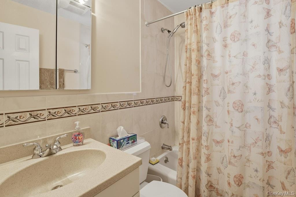 #10 photo, 3 Coral Cove, East Norwich , NY 11732