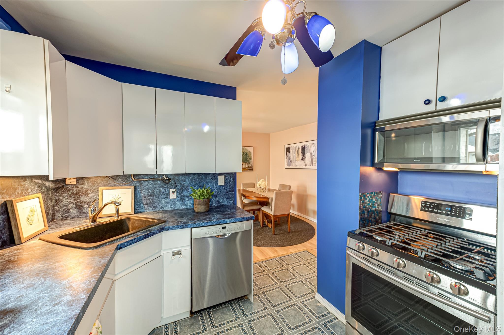 #5 photo, 2452 Coolidge Avenue, ناسو North Bellmore , NY 11710