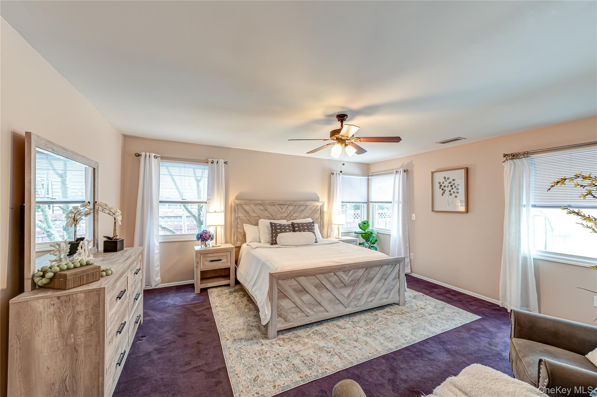 #8 photo, 2452 Coolidge Avenue, ناسو North Bellmore , NY 11710