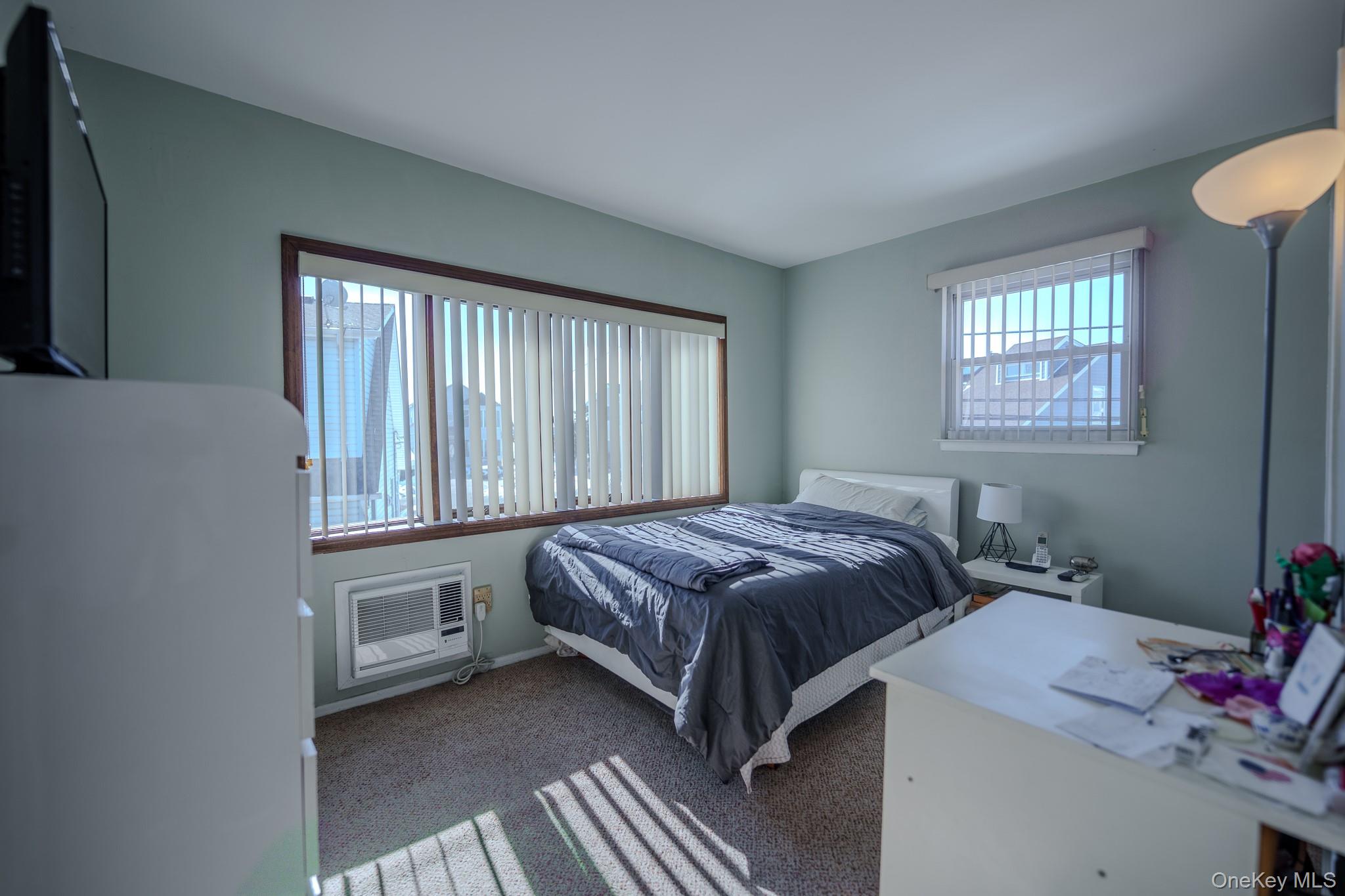 #12 photo, 711 S Bayview Avenue, Freeport , NY 11520