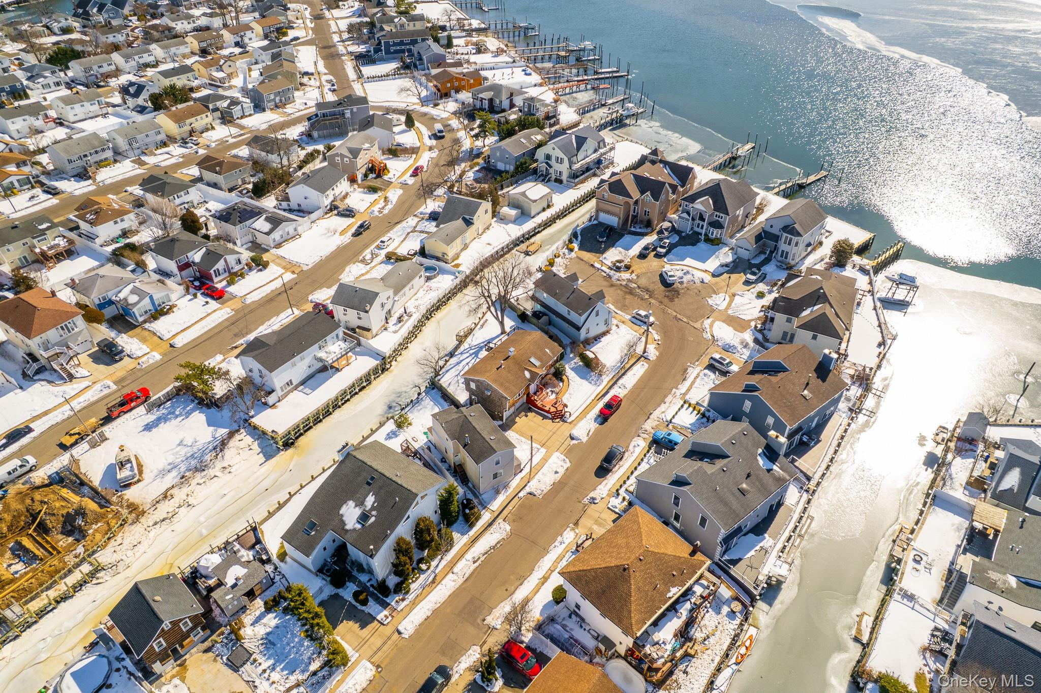 #3 photo, 711 S Bayview Avenue, Freeport , NY 11520