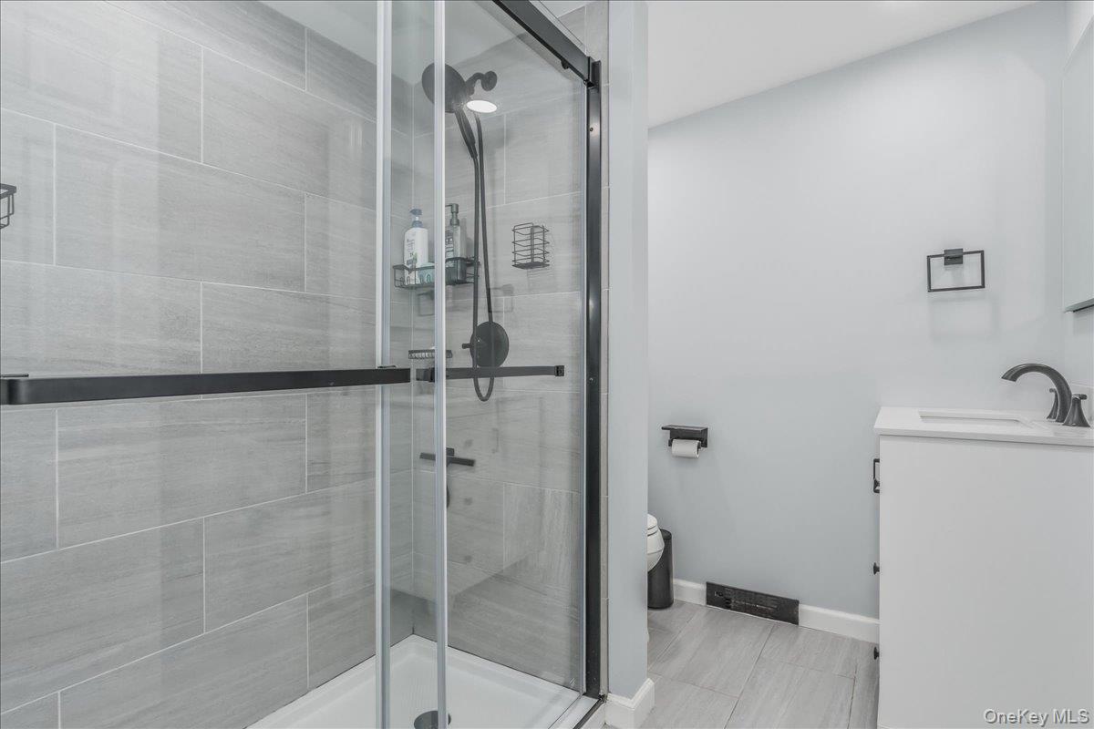 #18 photo, 30 Echo Lane, Levittown , NY 11756