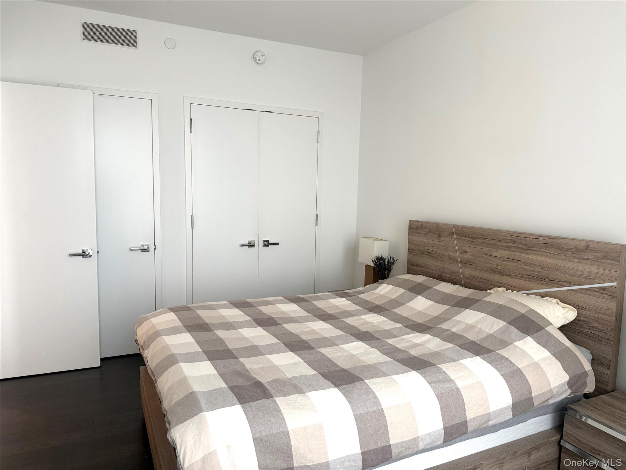 #8 photo, 252 South Street, New York (Manhattan) , NY 10002