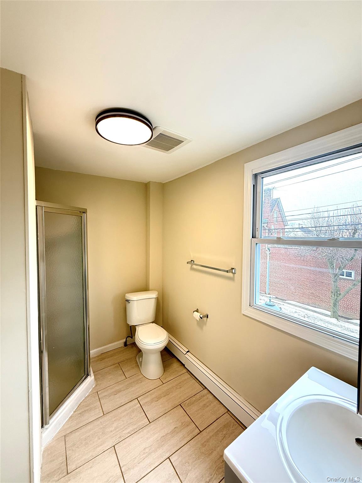 #6 photo, 202 N Wellwood Avenue, Lindenhurst , NY 11757