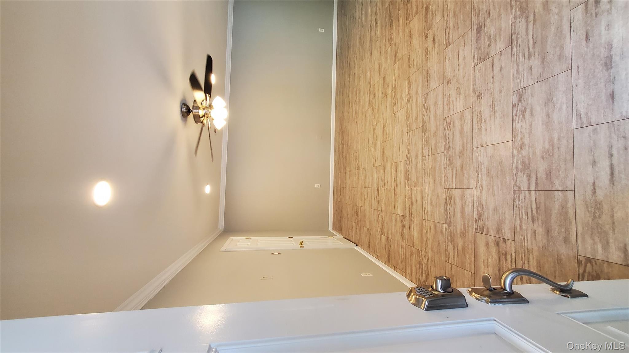 #16 photo, 11 Idaho, 东长岛 科勒姆 Coram , NY 11727