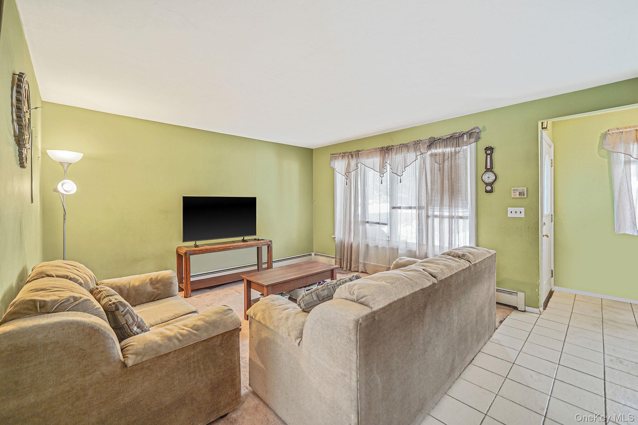 #8 photo, 47 Holiday Boulevard, Center Moriches , NY 11934