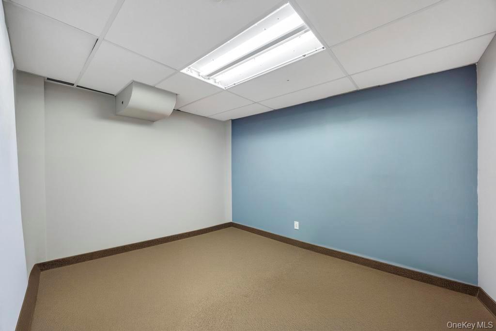 #12 photo, 600 Hicksville Road, Bethpage , NY 11714