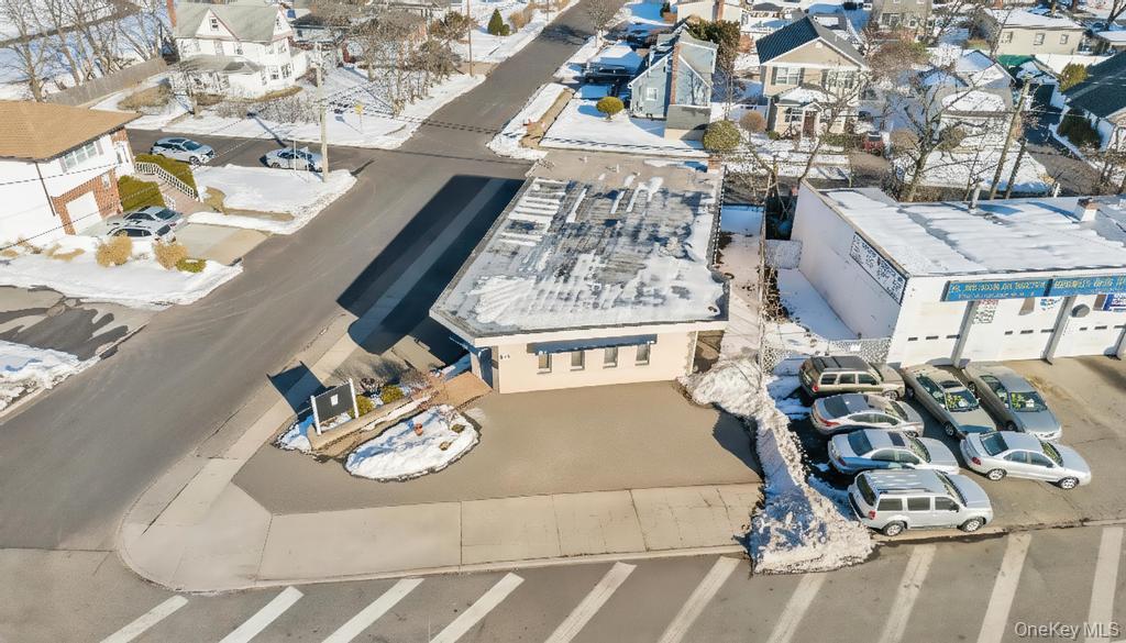 #2 photo, 600 Hicksville Road, Bethpage , NY 11714