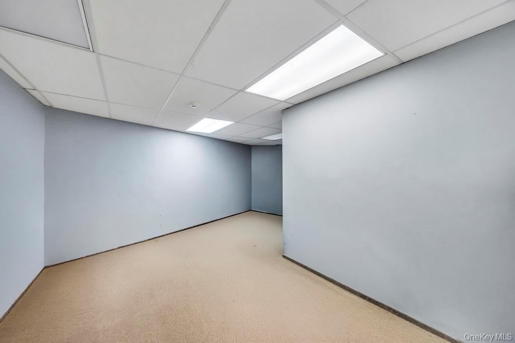 #20 photo, 600 Hicksville Road, Bethpage , NY 11714