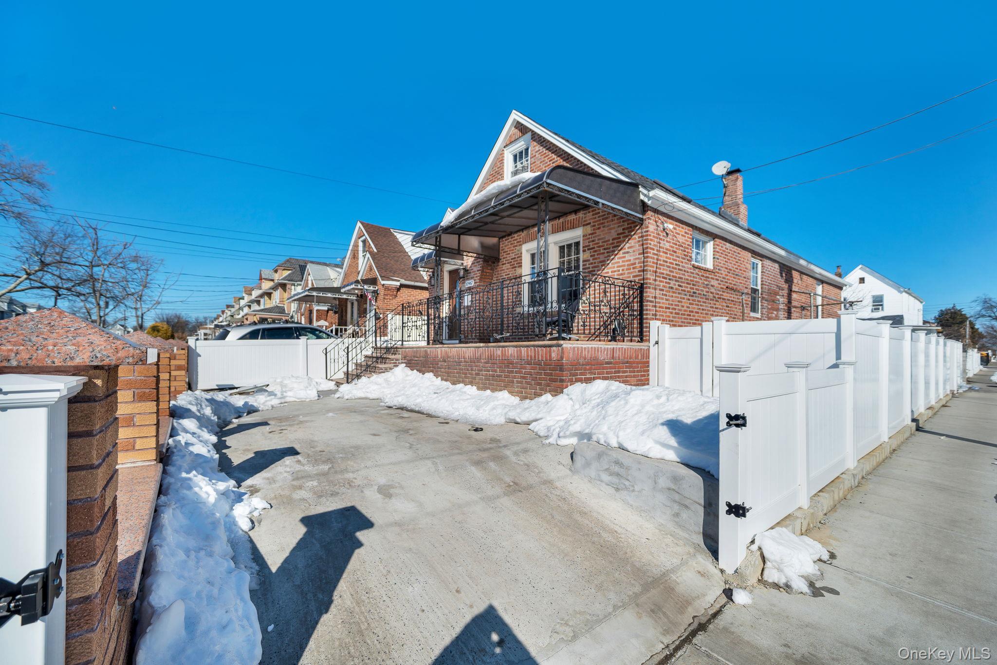 #3 photo, 10967 131st Street, South Ozone Park , NY 11420