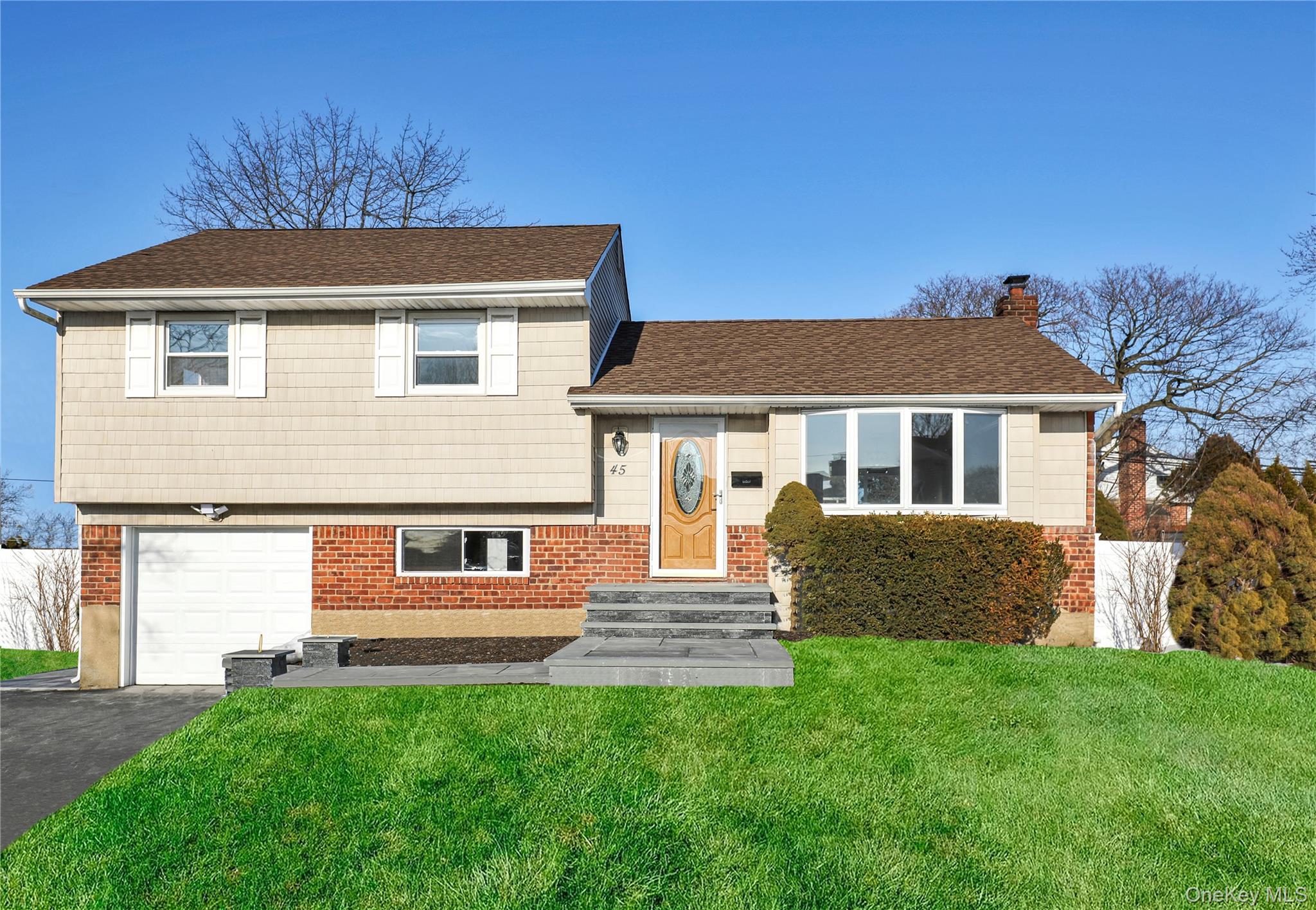 #1 photo, 45 Colony Lane, Syosset , NY 11791