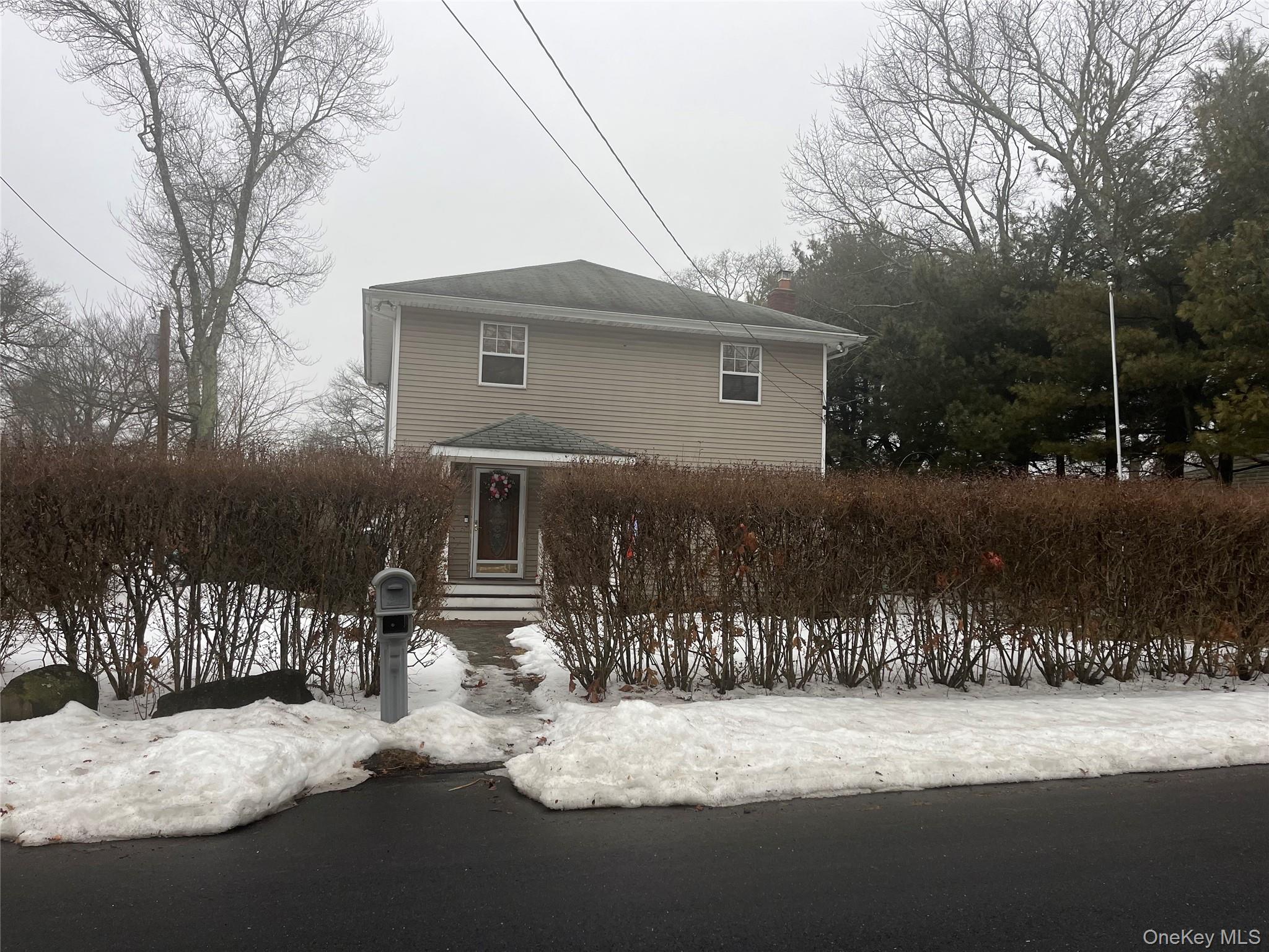#1 photo, 208 Lake Drive, East Patchogue , NY 11772