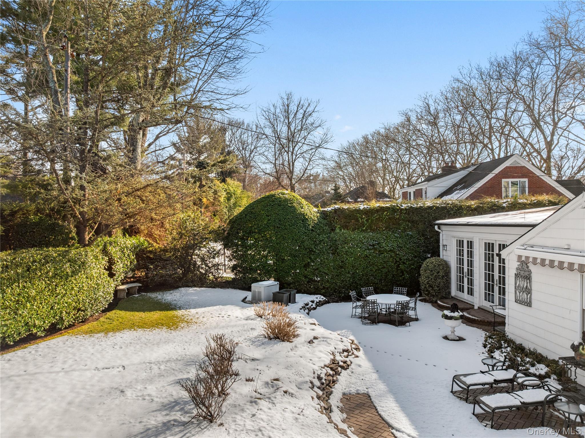 #15 photo, 9 Chester Drive, Great Neck , NY 11021