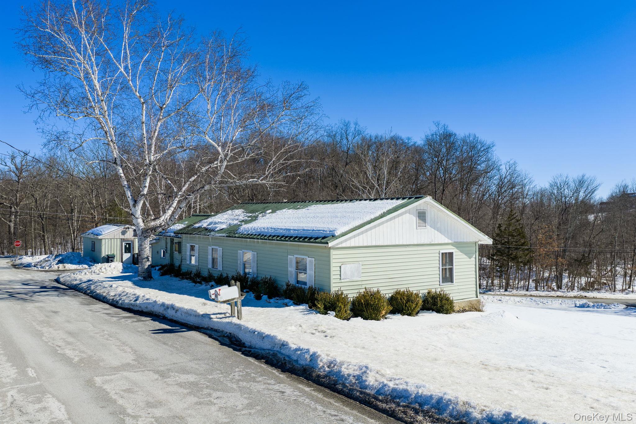 #1 photo, 86 Carpenter Road, New Hampton , NY 10958