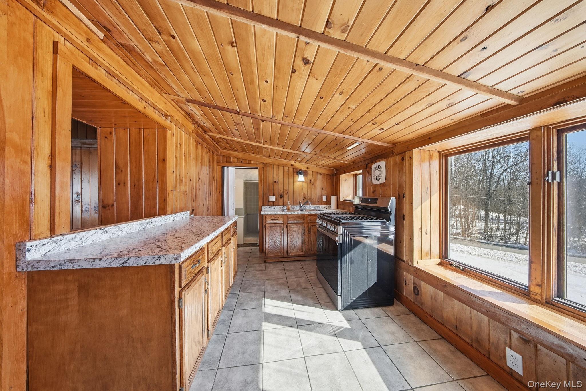 #12 photo, 86 Carpenter Road, New Hampton , NY 10958