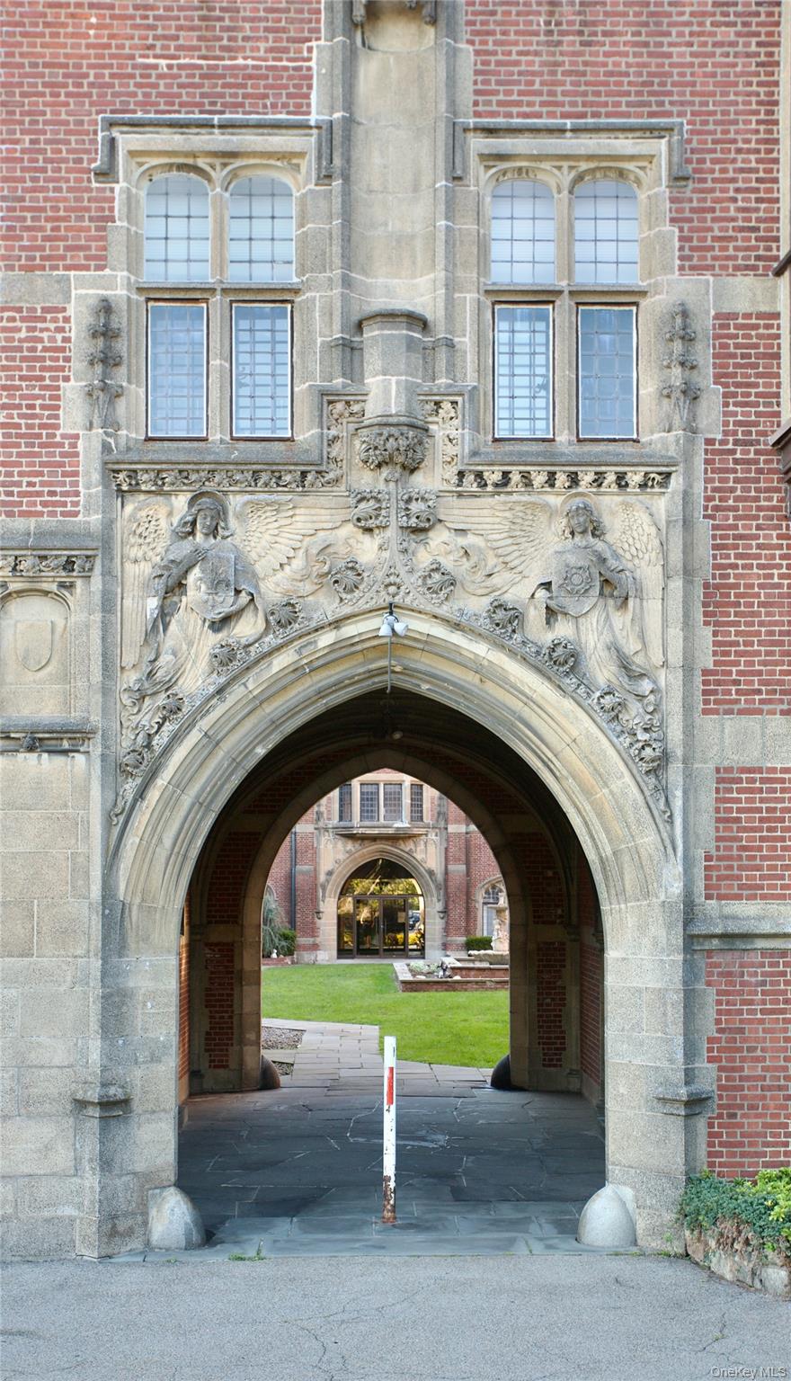 #15 photo, 403 Chateau Rive, Peekskill , NY 10566