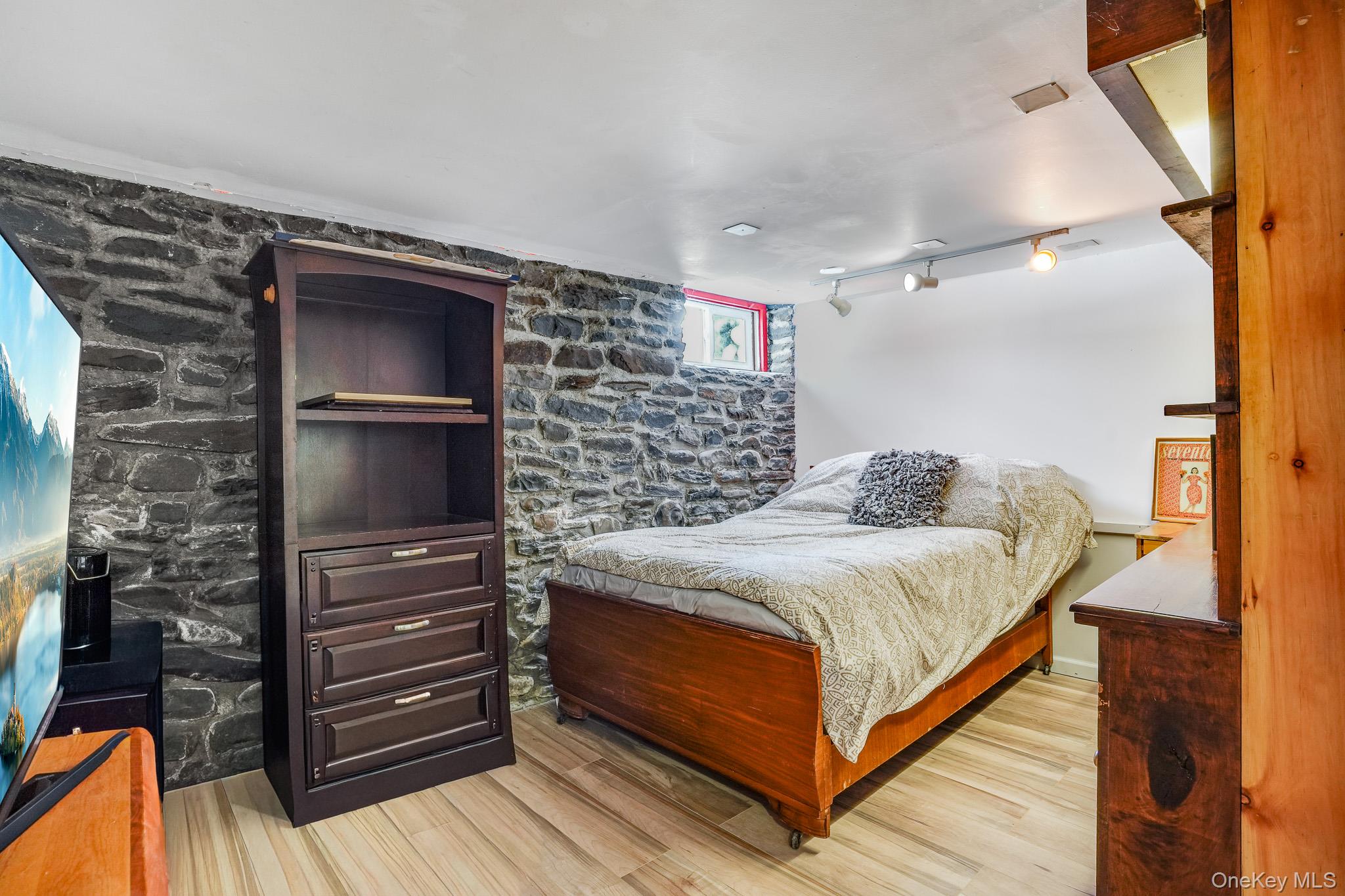 #19 photo, 21 Orchard Street, Marlboro , NY 12542