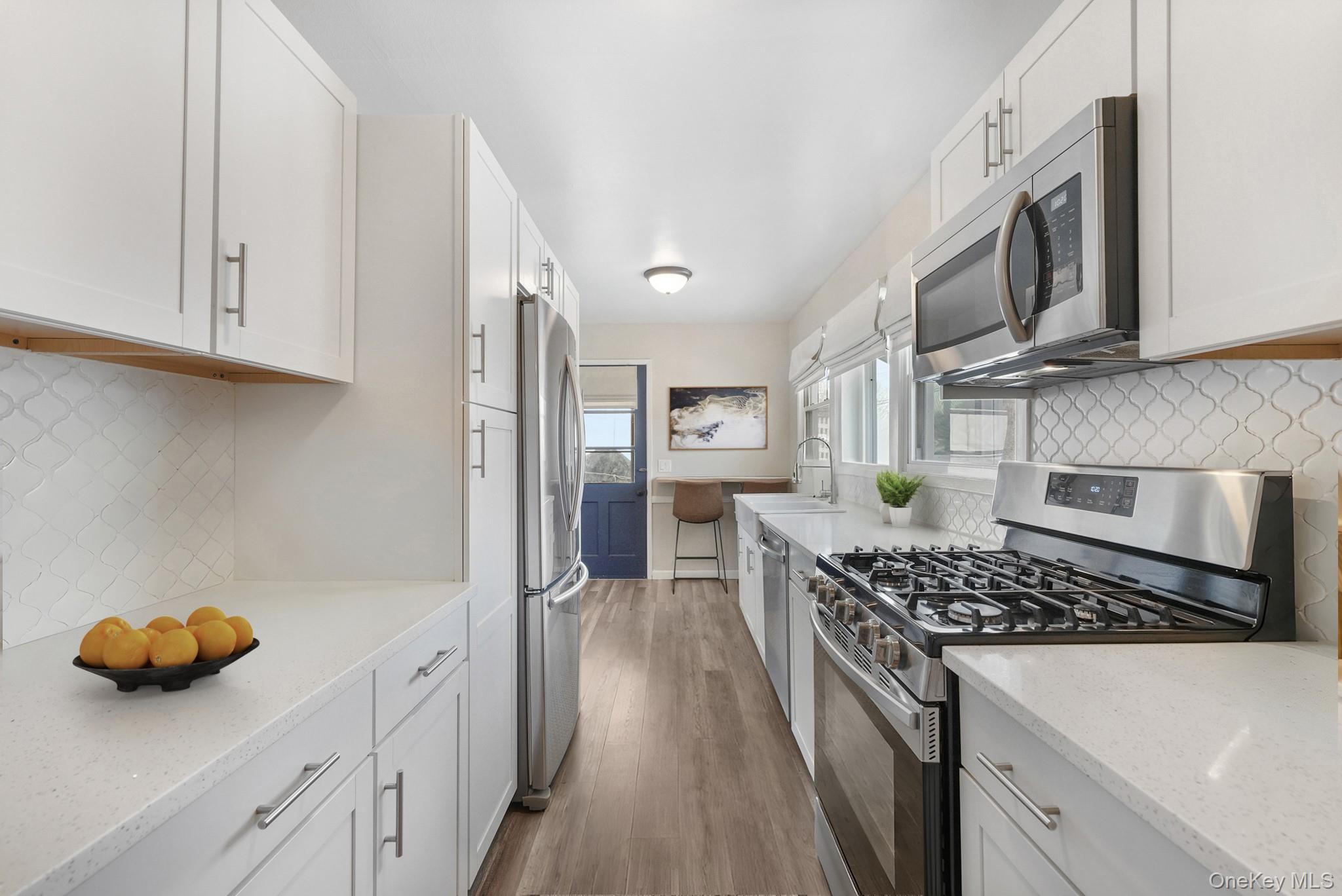 #11 photo, 590 Ashford Avenue, Ardsley , NY 10502