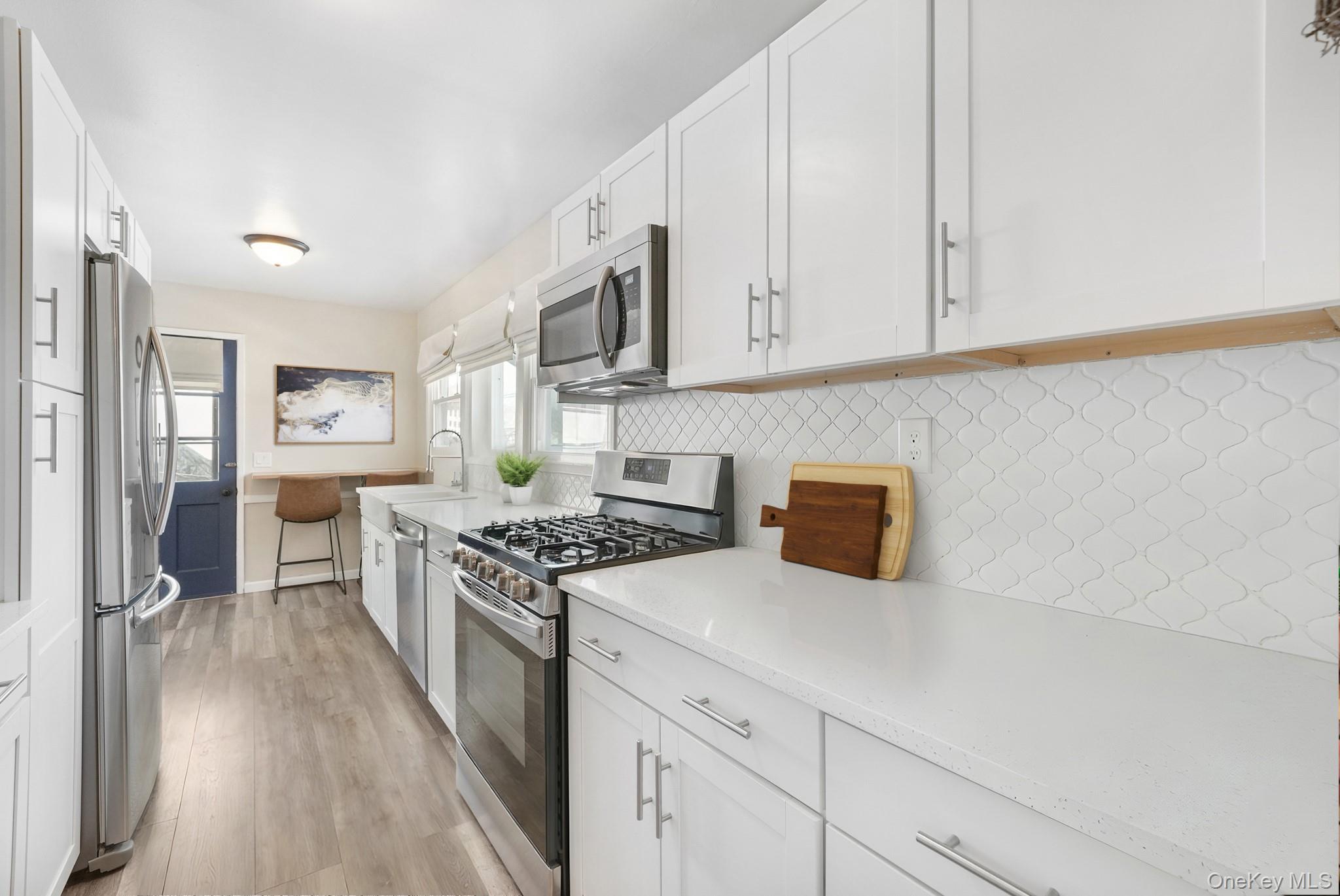 #13 photo, 590 Ashford Avenue, Ardsley , NY 10502