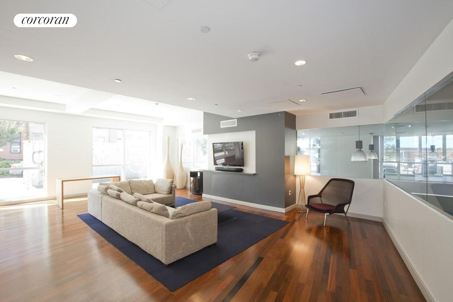 #12 photo, 125 N 10TH Street, Williamsburg , NY 11249