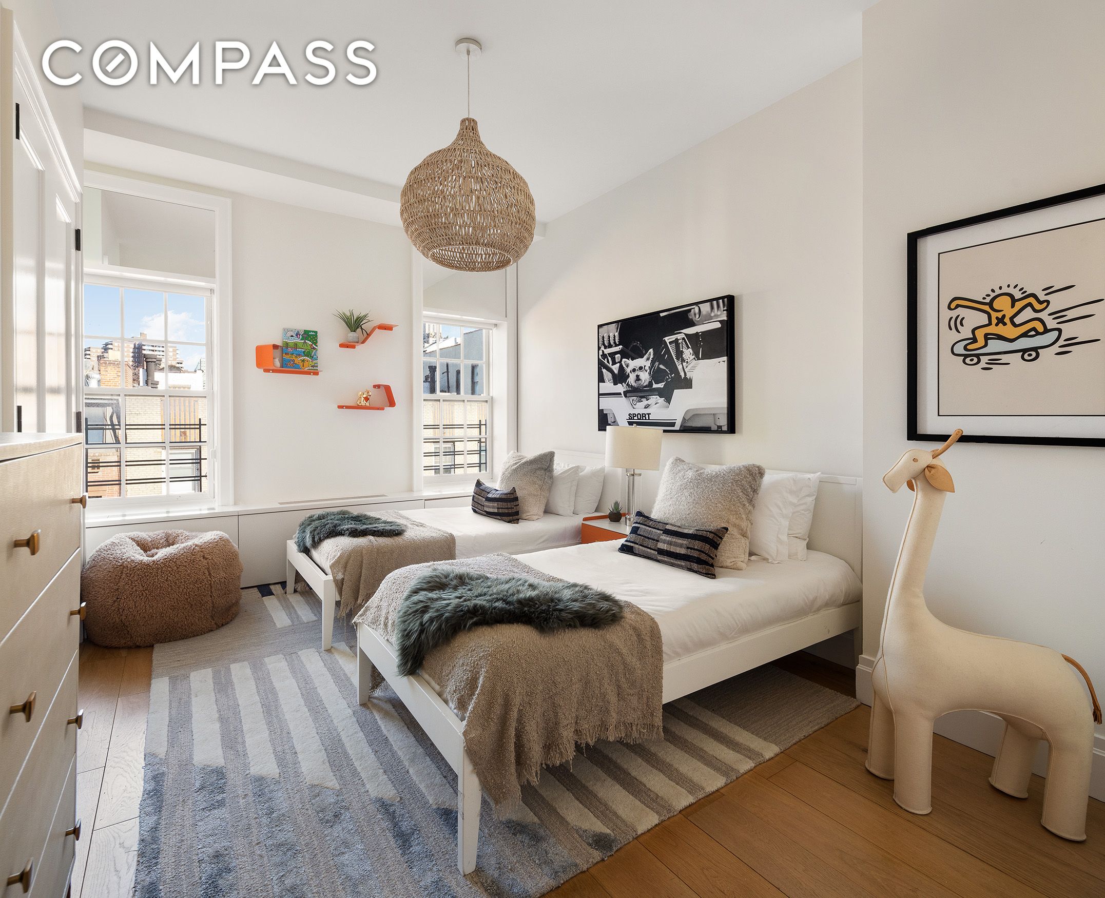 #17 photo, 334 W 19th Street, Chelsea , NY 10011