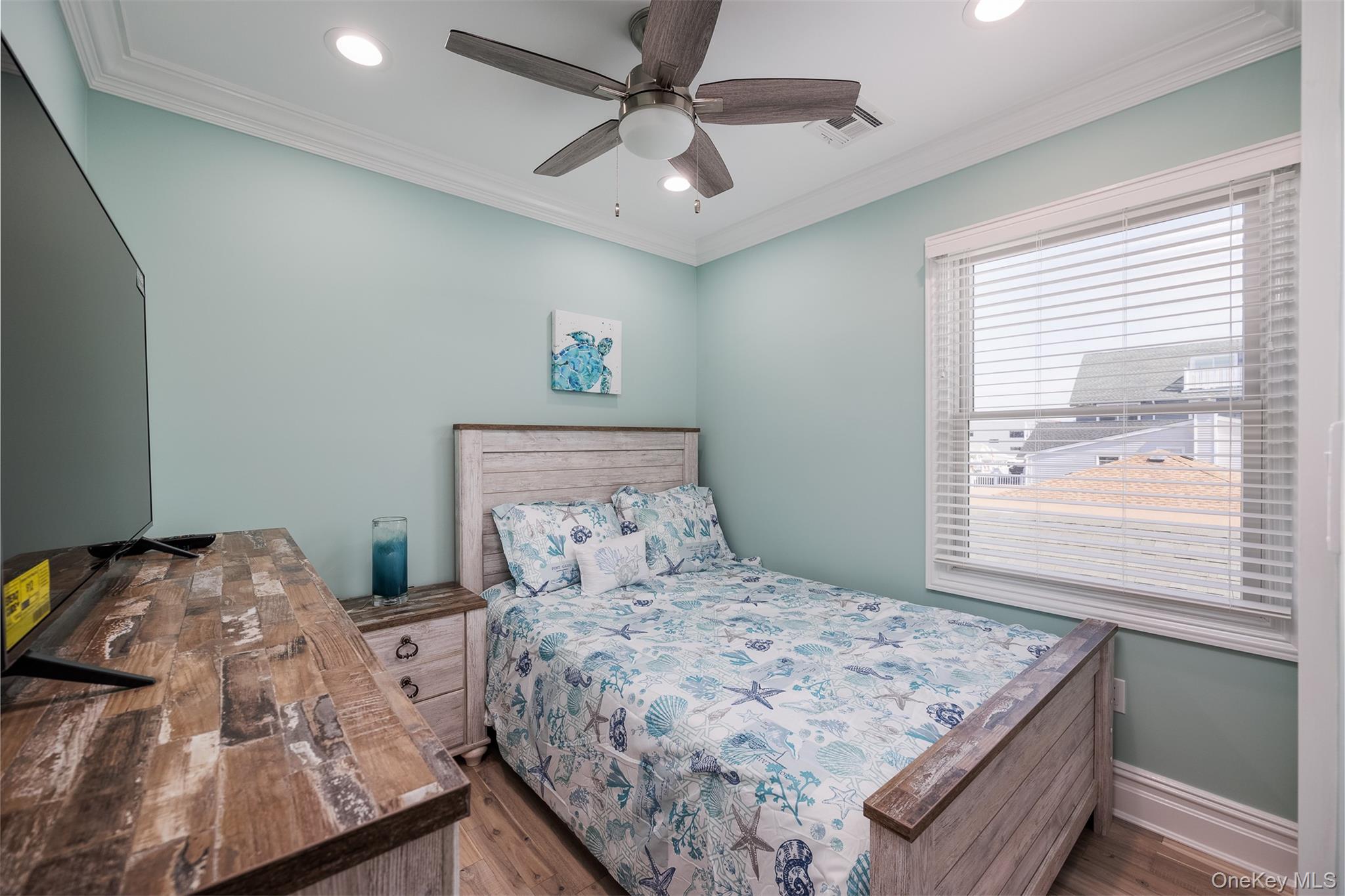 #10 photo, 24 Pennsylvania Avenue, Long Beach , NY 11561