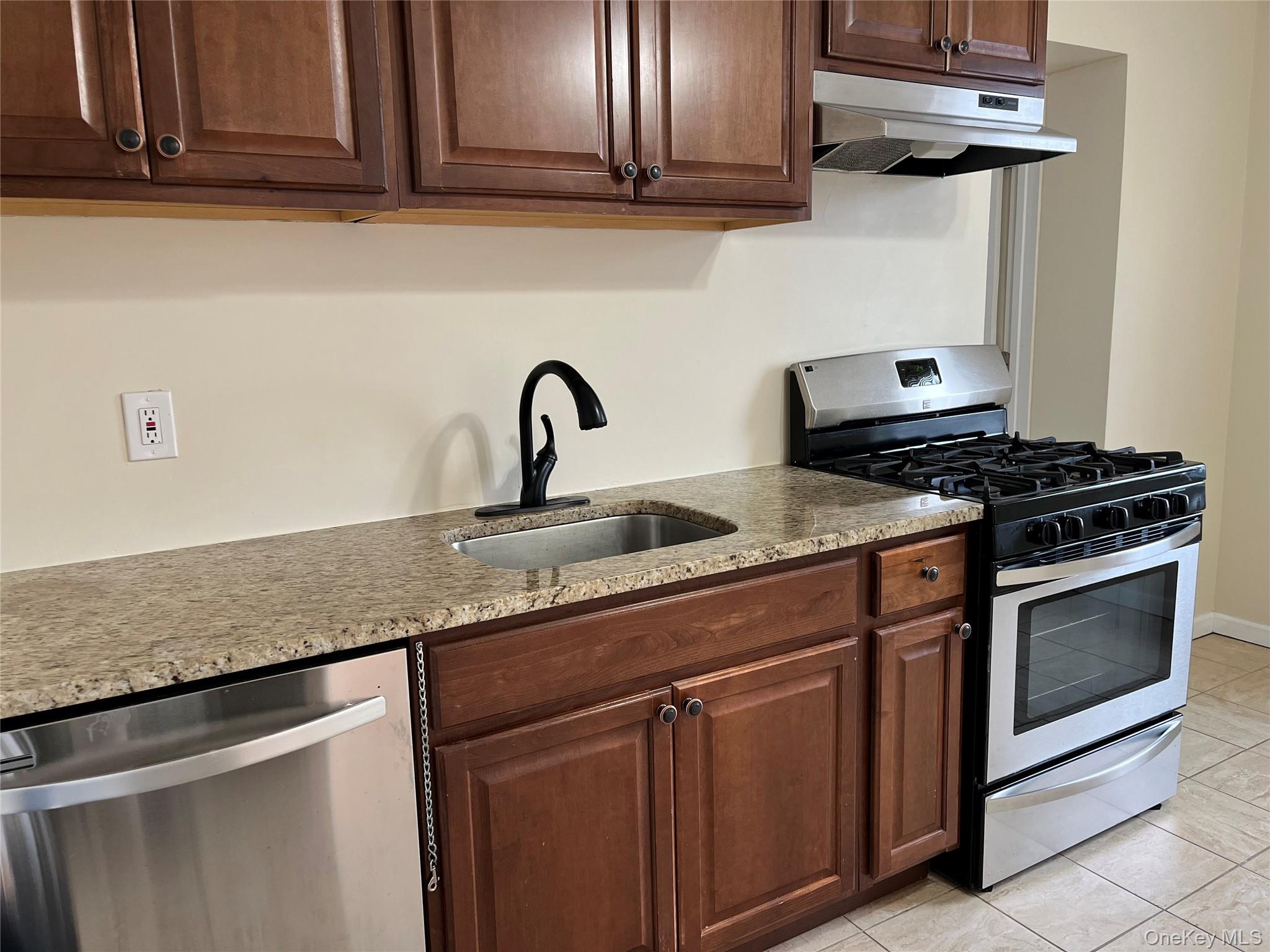 #2 photo, 400 Jericho Turnpike, New Hyde Park , NY 11040