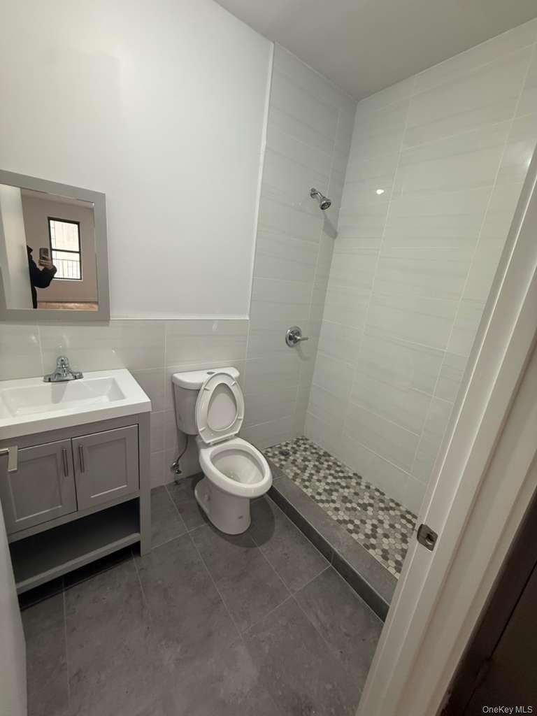 #11 photo, 2807 3rd Avenue, Bronx , NY 10455