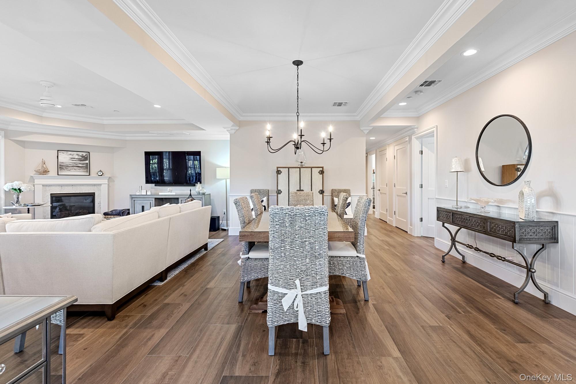 #4 photo, 1 Village Green Drive, Southampton , NY 11968