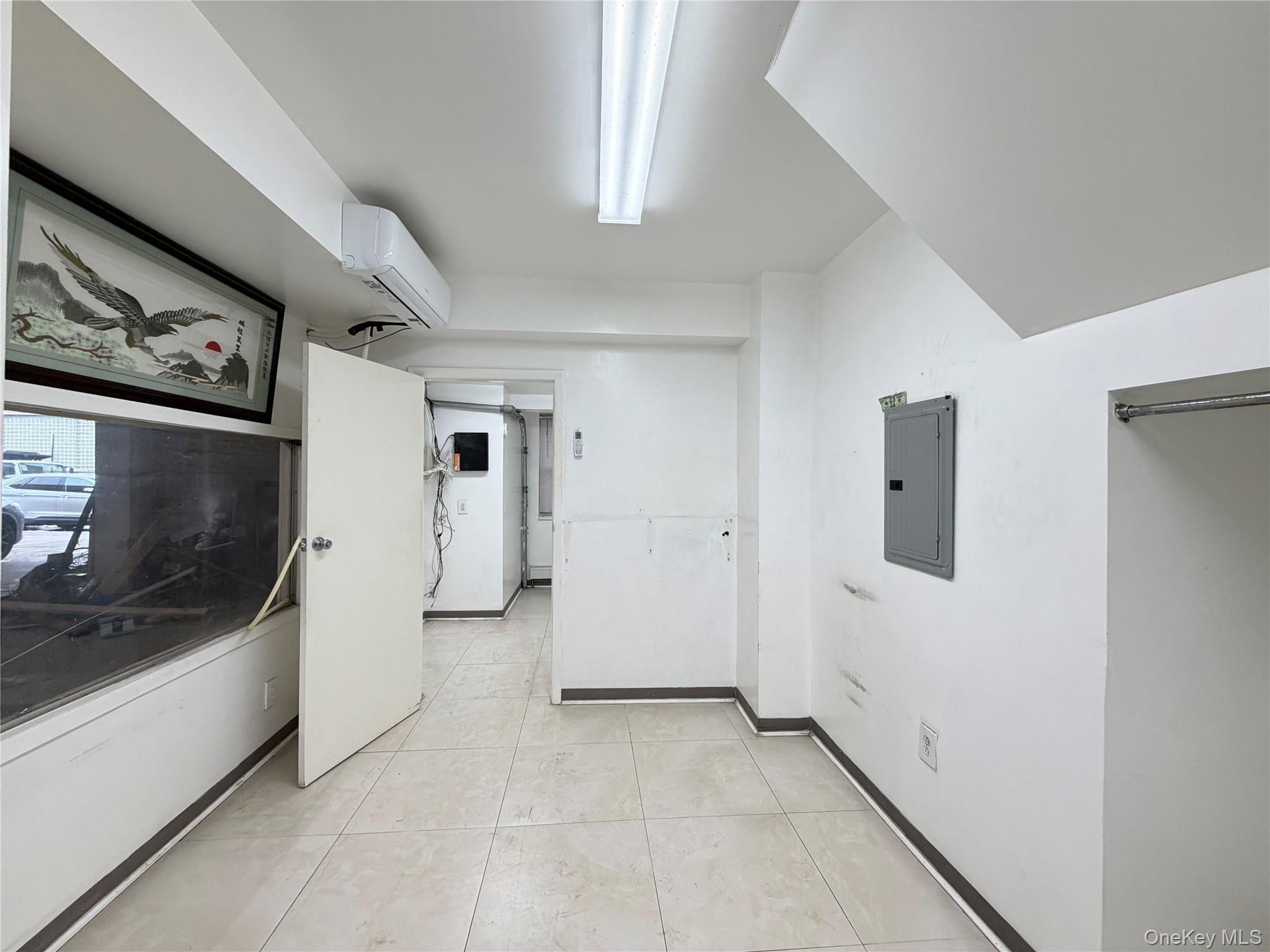 #2 photo, 33-67 55th Street, كوينز Woodside , NY 11377