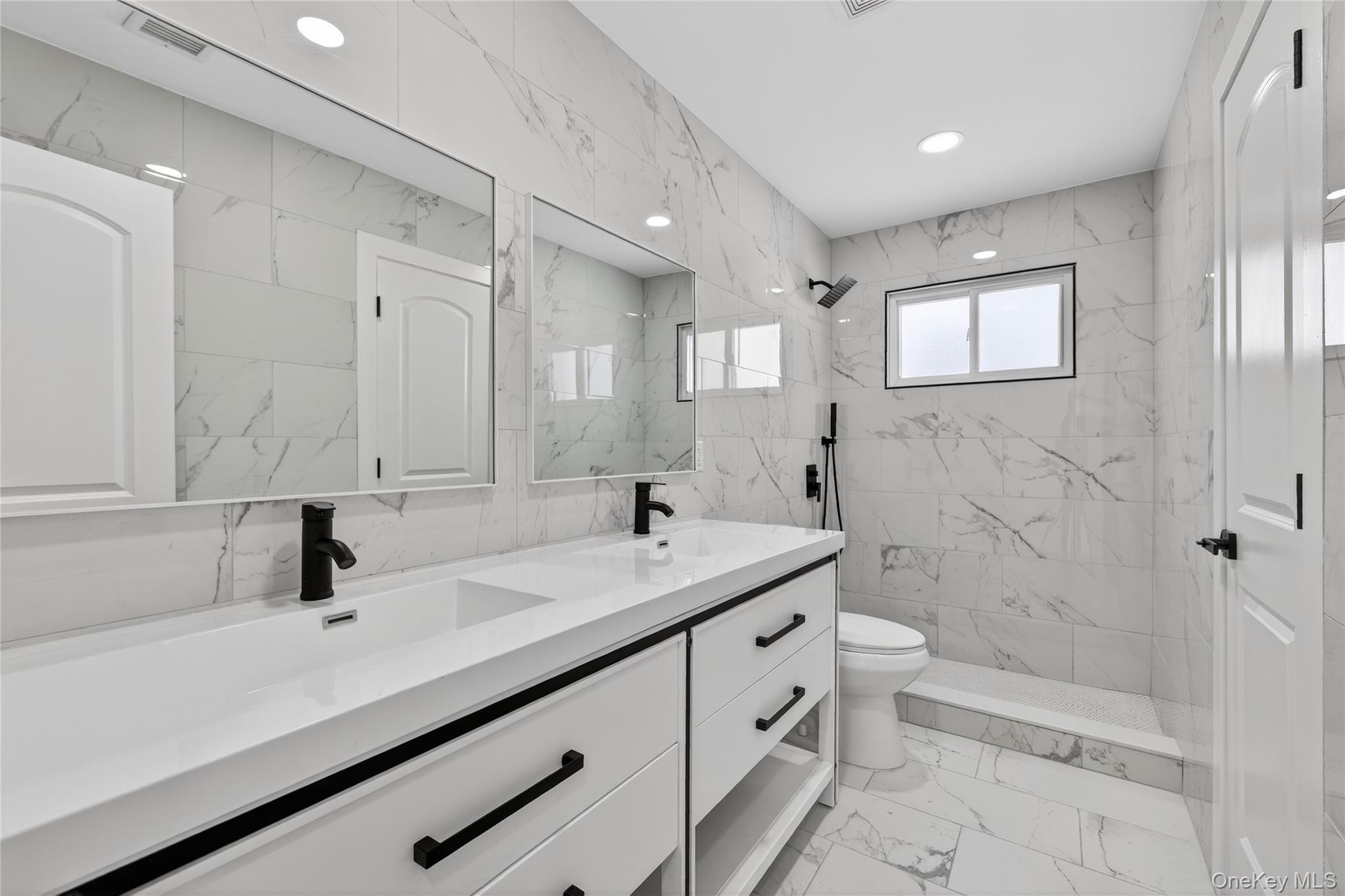 #16 photo, 244 N Erie Avenue, Lindenhurst , NY 11757