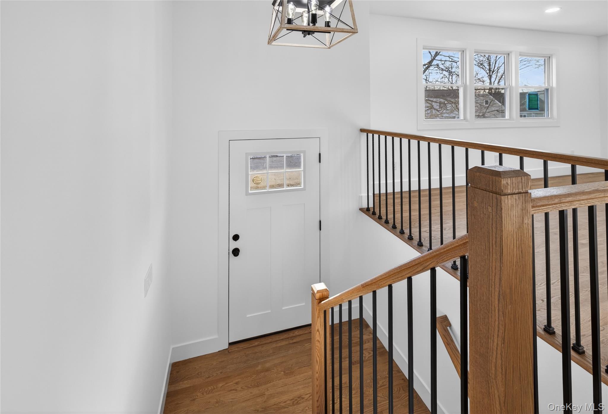 #6 photo, 244 N Erie Avenue, Lindenhurst , NY 11757