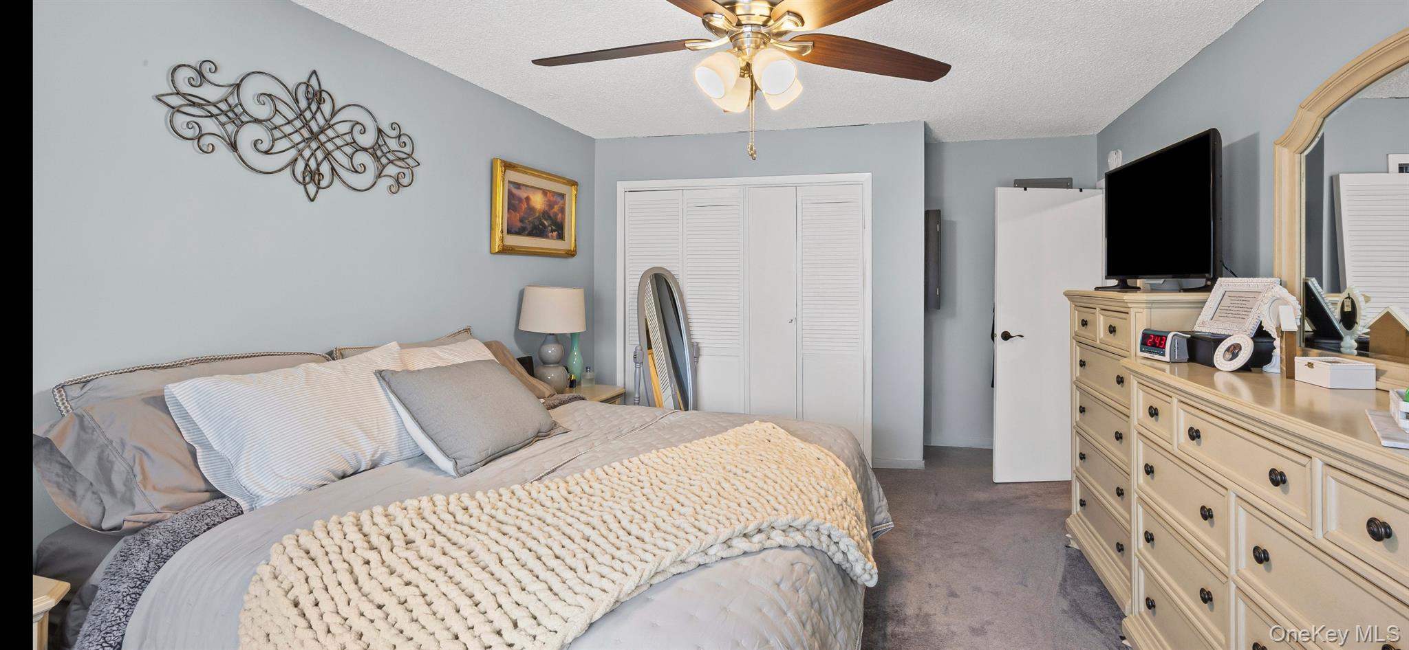 #13 photo, 231 Springmeadow Drive, Holbrook , NY 11741