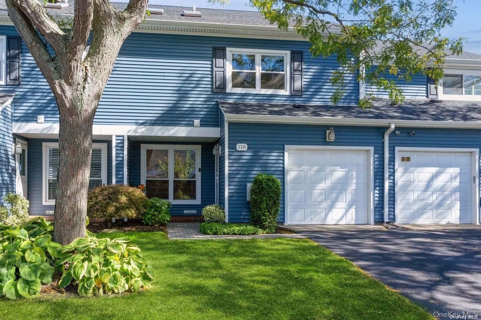 #3 photo, 100 Baker Court, Island Park , NY 11558