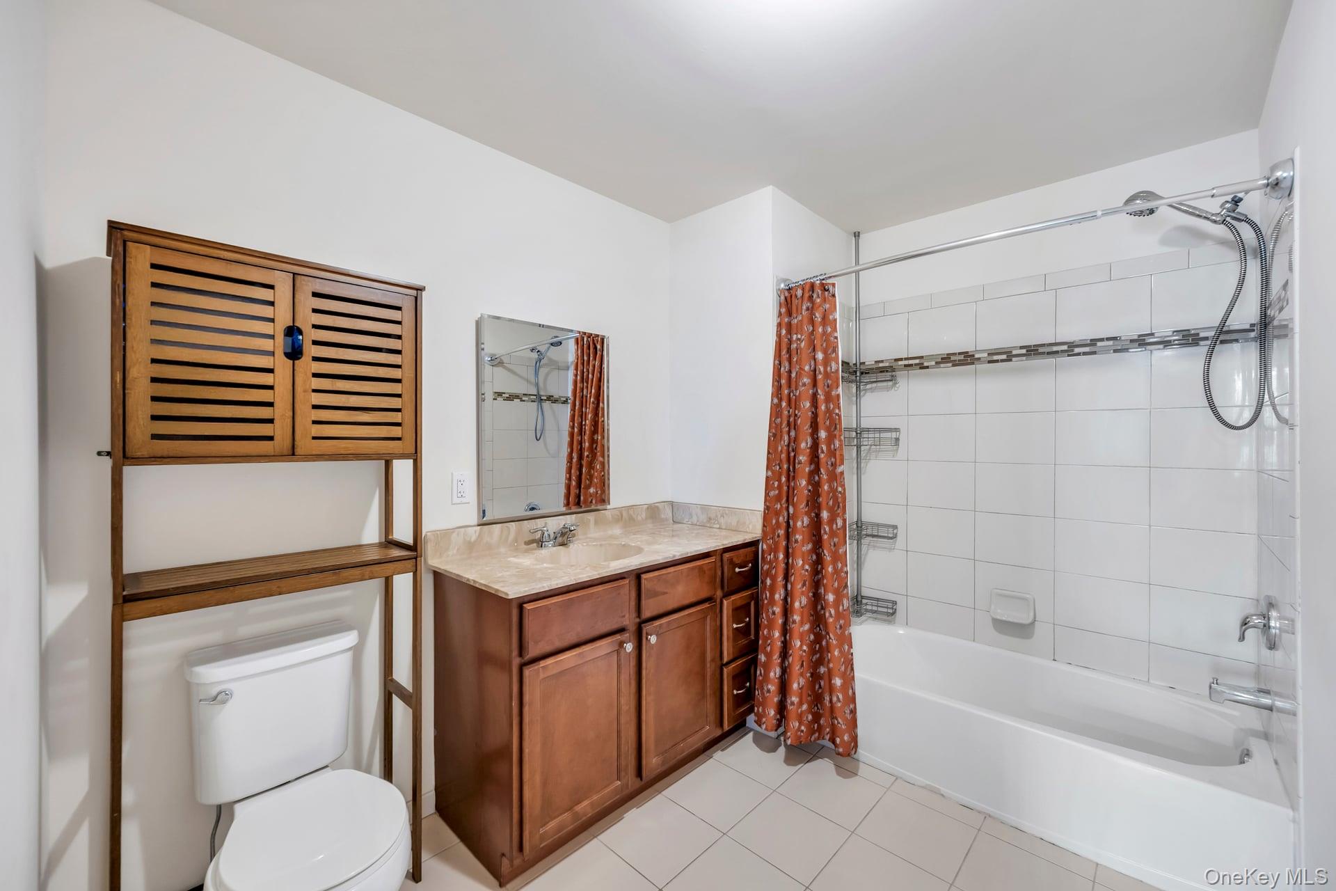 #18 photo, 96 Somerton Avenue, Central Islip , NY 11722