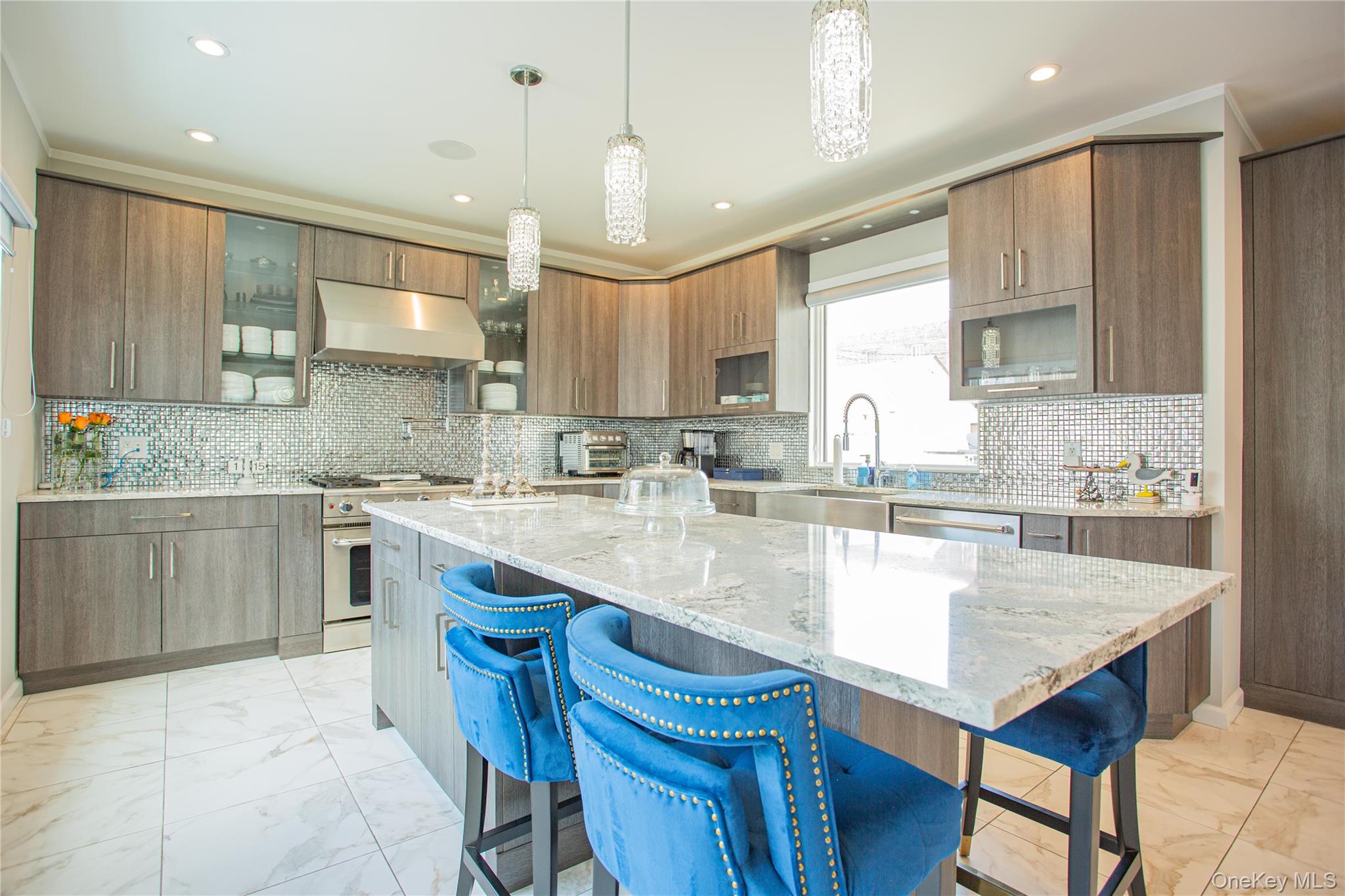 #14 photo, 165 W Walnut Street, Long Beach , NY 11561