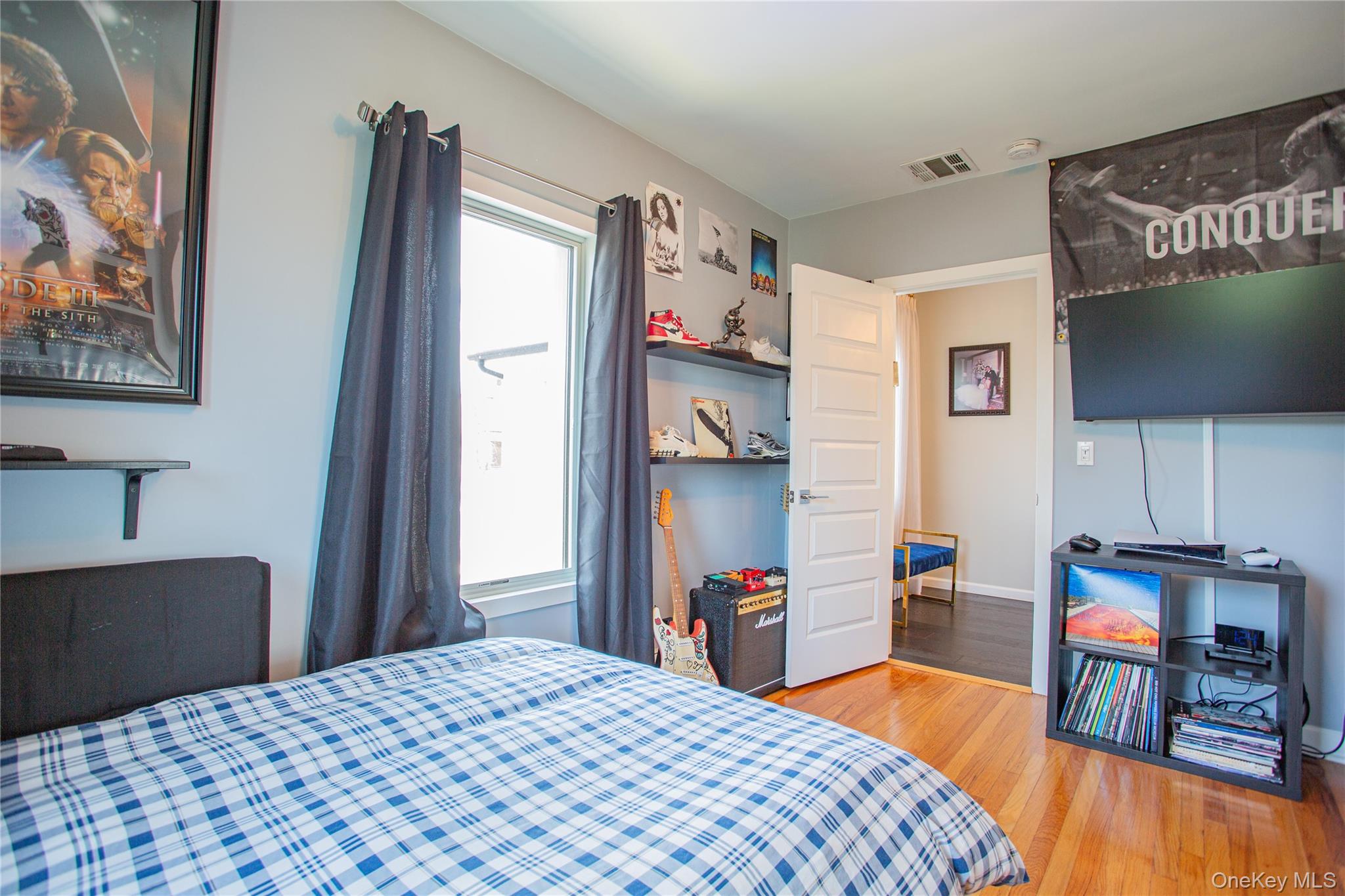 #20 photo, 165 W Walnut Street, Long Beach , NY 11561