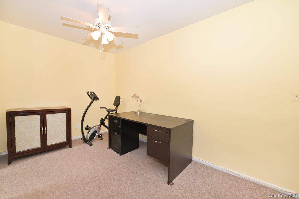 #9 photo, 4 Birchwood Court, Mineola , NY 11501