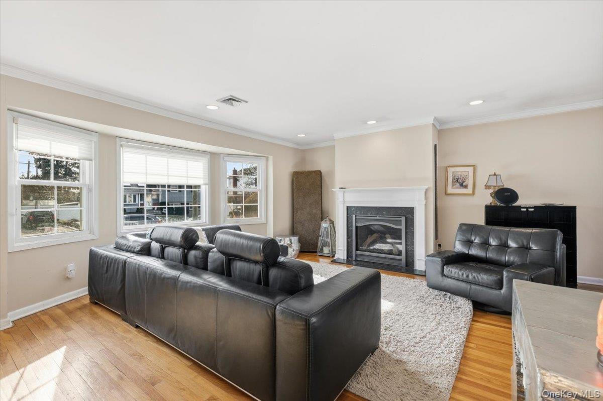 #10 photo, 62 Eileen Avenue, Plainview , NY 11803