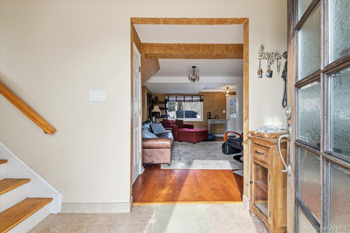 #17 photo, 62 Eileen Avenue, Plainview , NY 11803