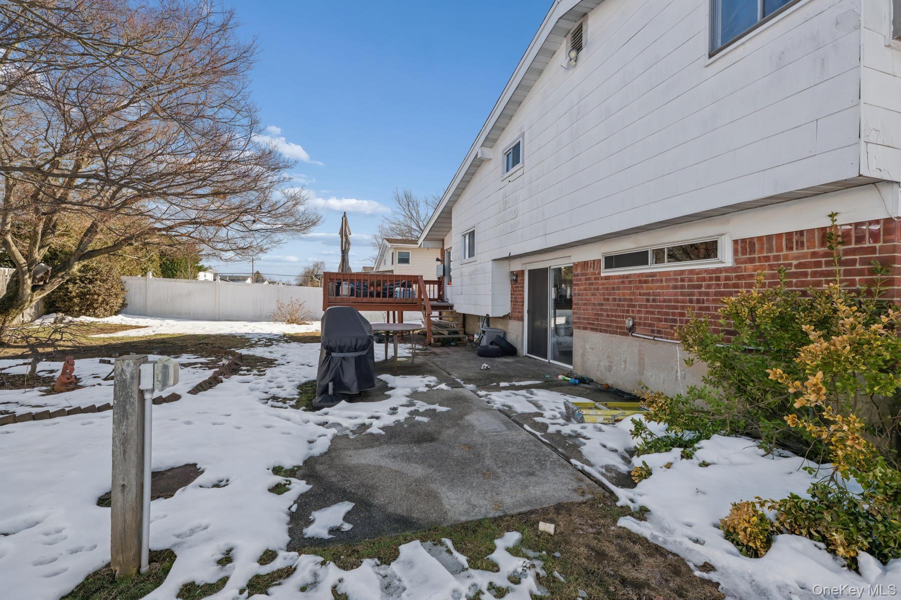 #16 photo, 253 W 20th Street, Deer Park , NY 11729