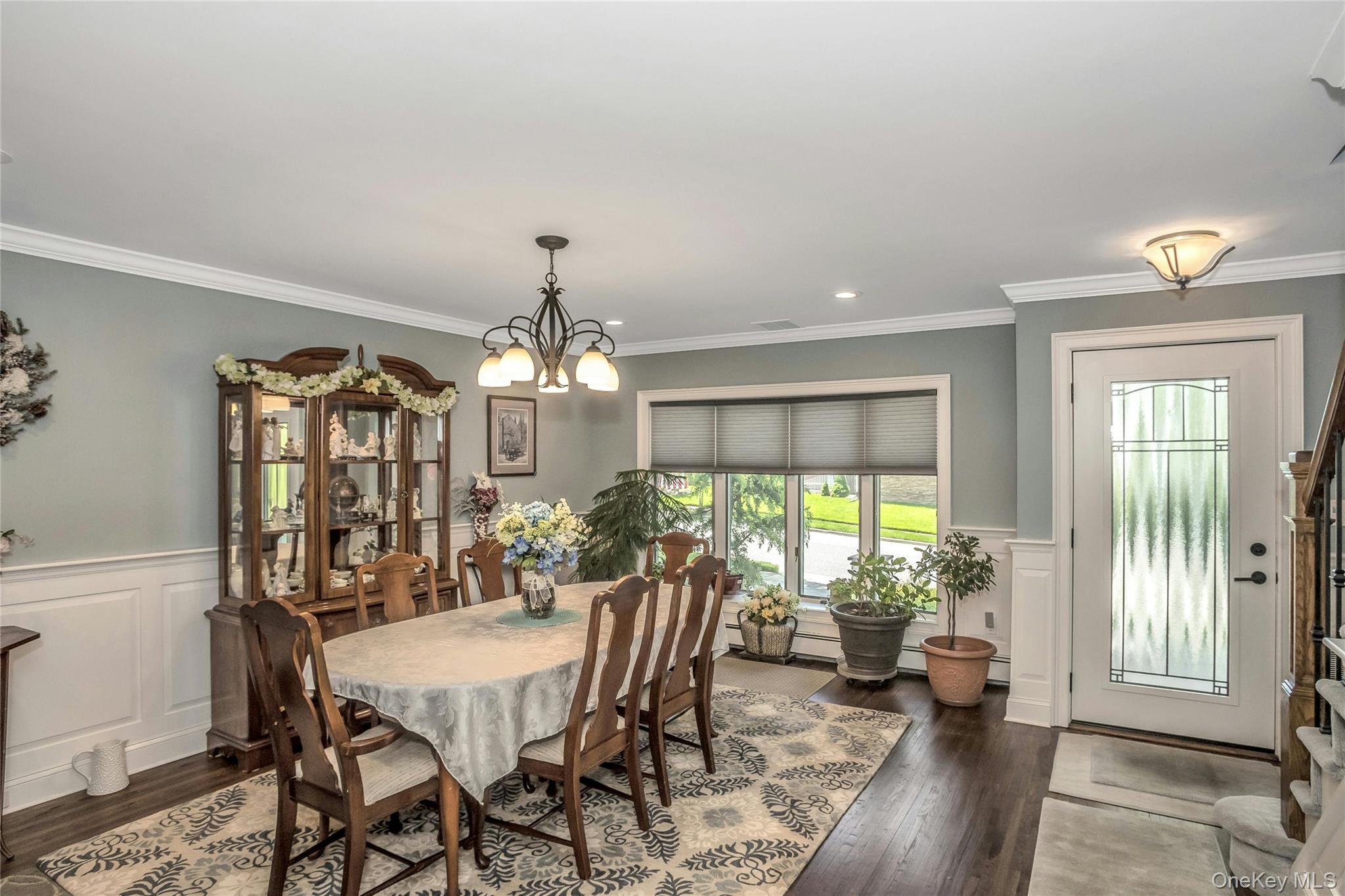 #5 photo, 45 Ridge Road, Farmingdale , NY 11735